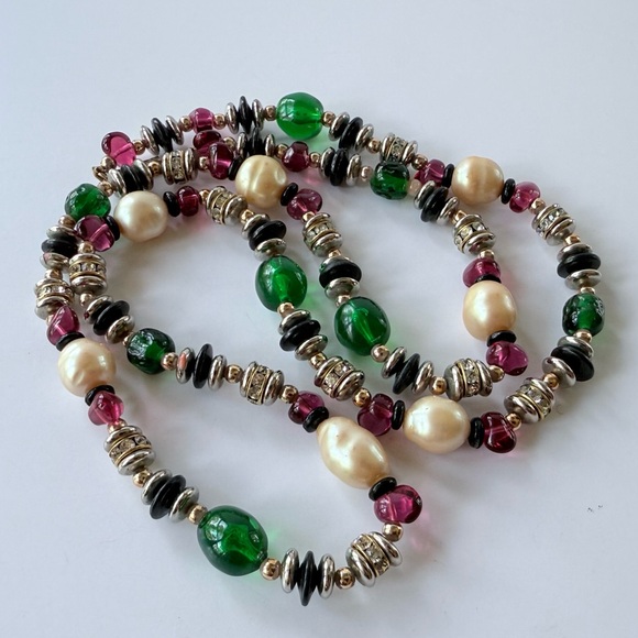 Vintage Chanel Gripoix Red Green Glass Bead Faux Pearl & Rhinestone Necklace - Picture 1 of 16